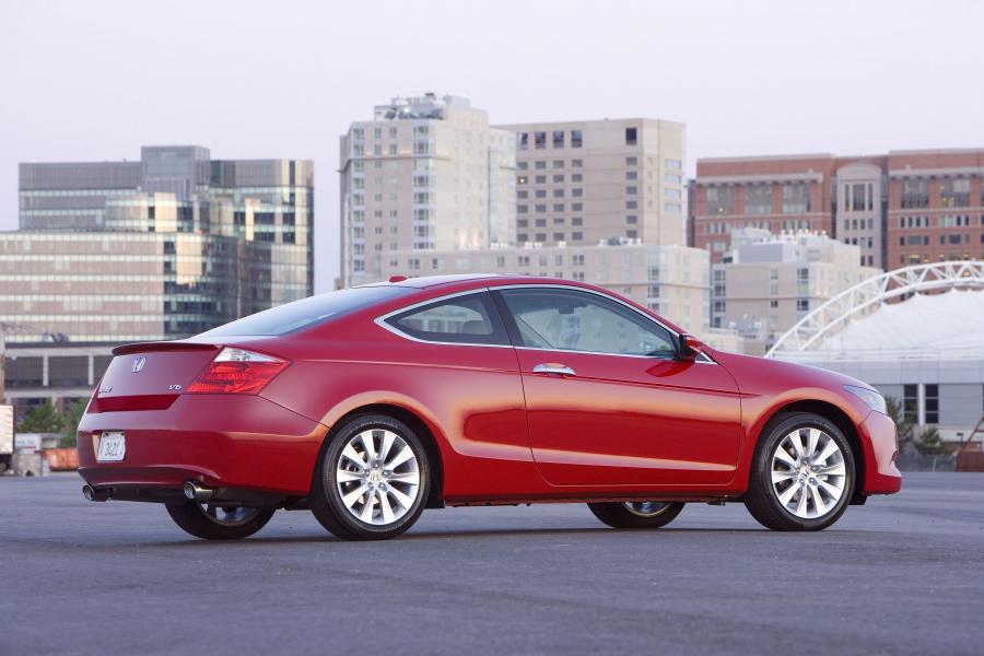  Honda Accord Coupe 2008 года  (US) (фото 8 из 39)